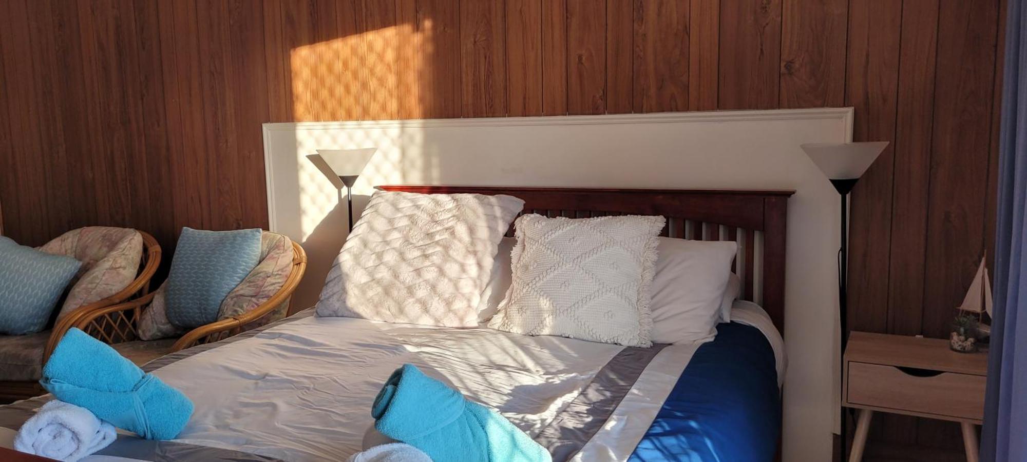 Bamboo Motor Inn Lakes Entrance Exterior photo