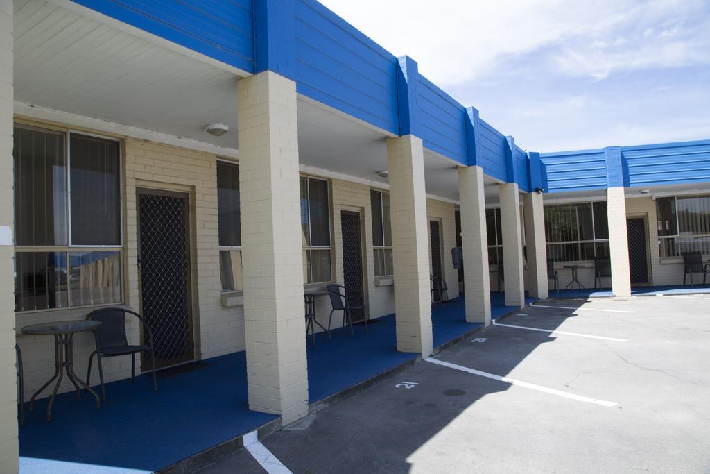 Bamboo Motor Inn Lakes Entrance Exterior photo